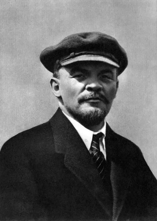 什么是弗拉基米尔·伊里奇·列宁
