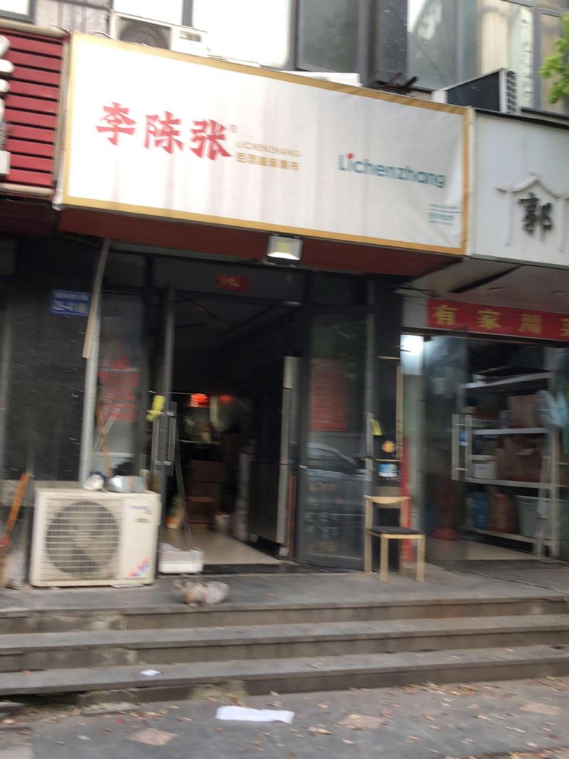 鸟巢附近有吃饭的地方吗