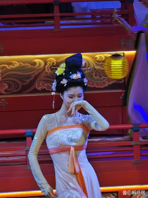 什么是霓裳羽衣舞?